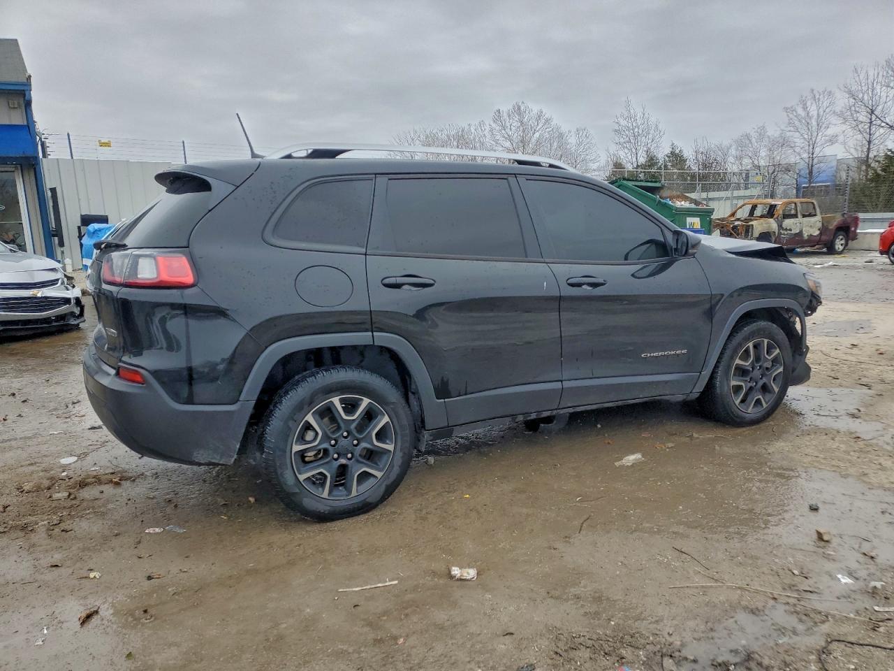 2021 Jeep Cherokee Latitude - Фото 3