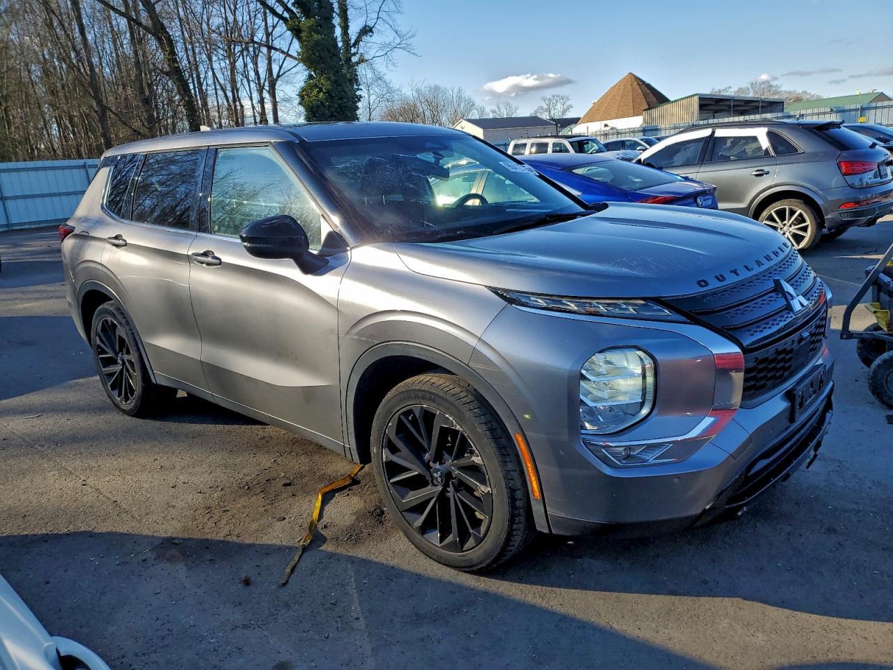 2022 Mitsubishi Outlander Se - Image 4