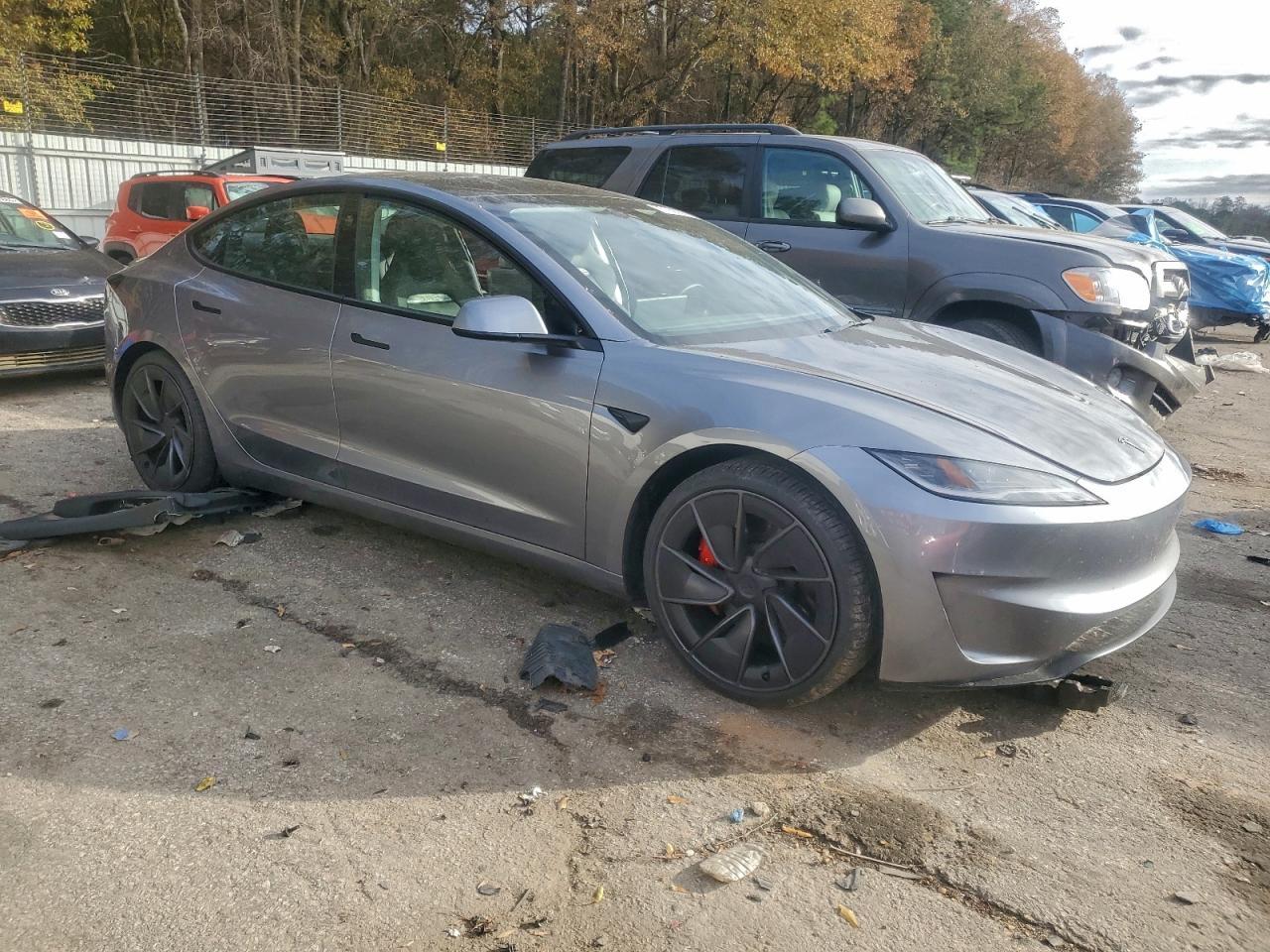 2025 Tesla Model 3 - Image 4