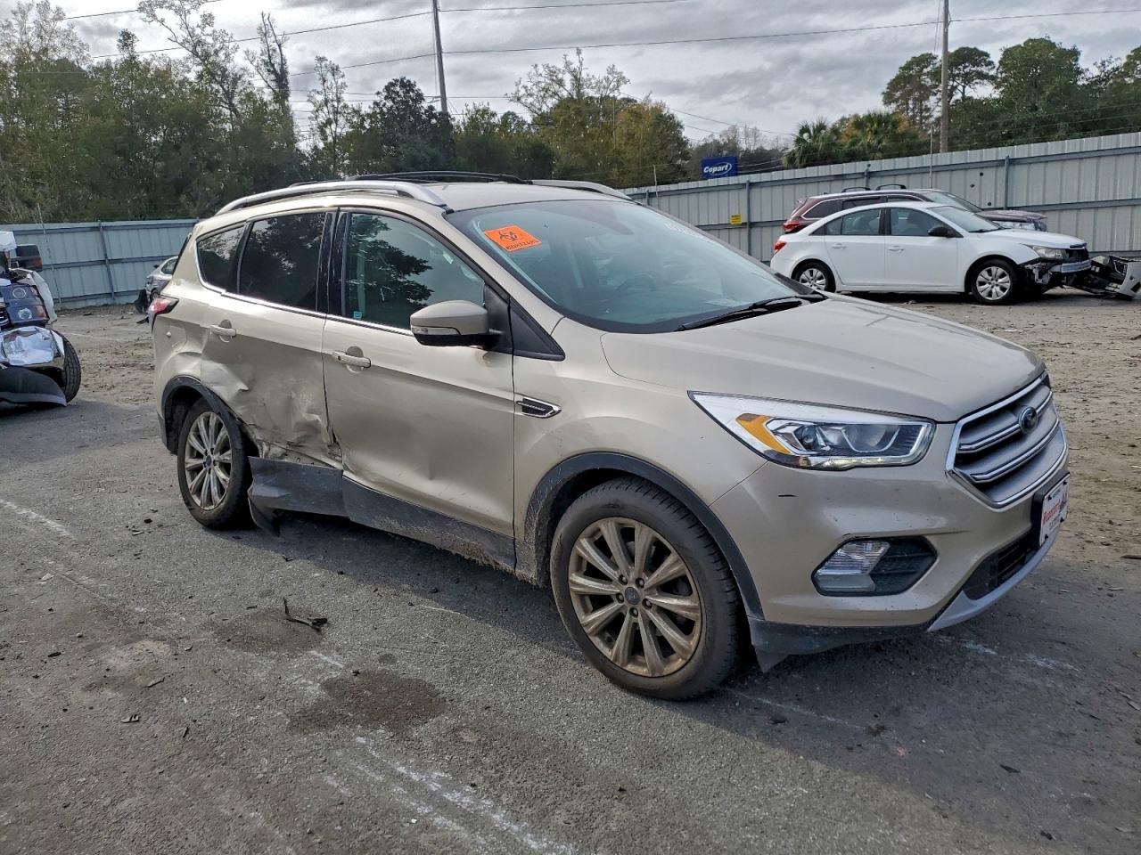 2017 Ford Escape Titanium - Фото 4