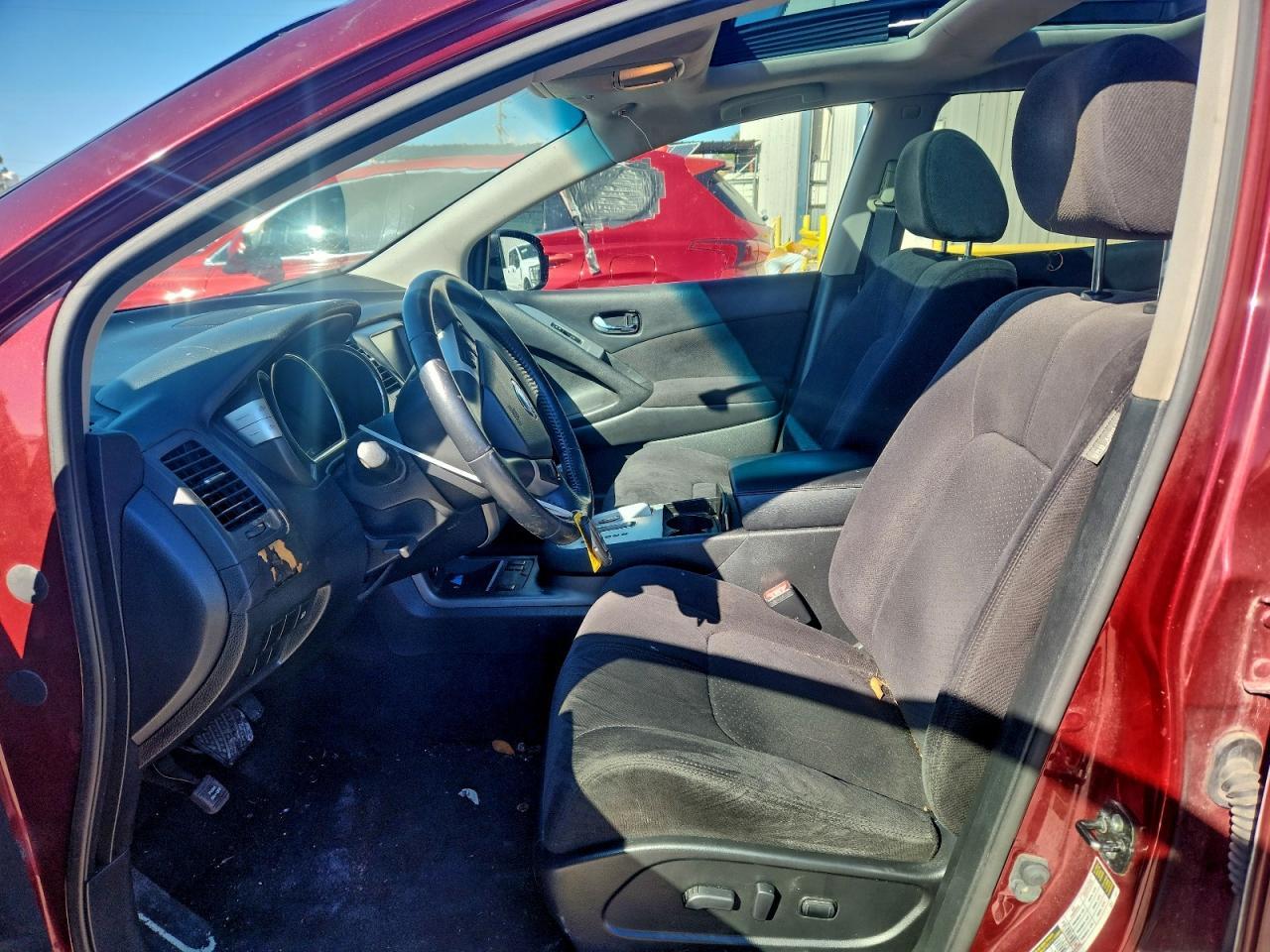 2011 Nissan Murano S - Image 7