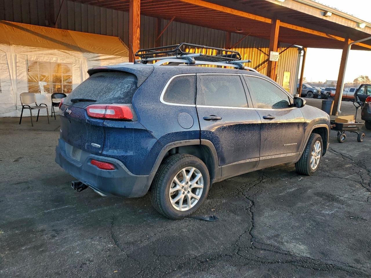 2018 Jeep Cherokee Latitude - Image 3