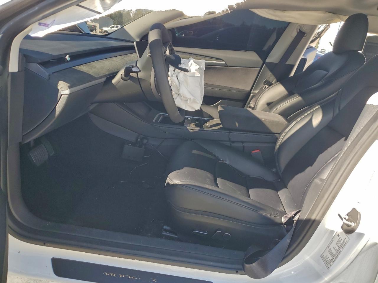 2023 Tesla Model 3 - Фото 7