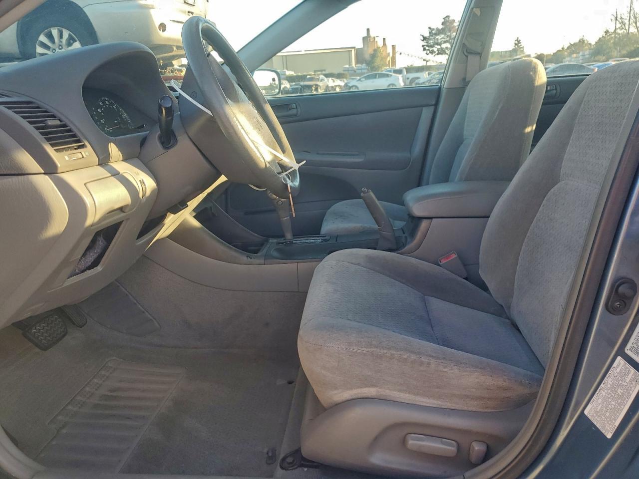 2002 Toyota Camry - Фото 7