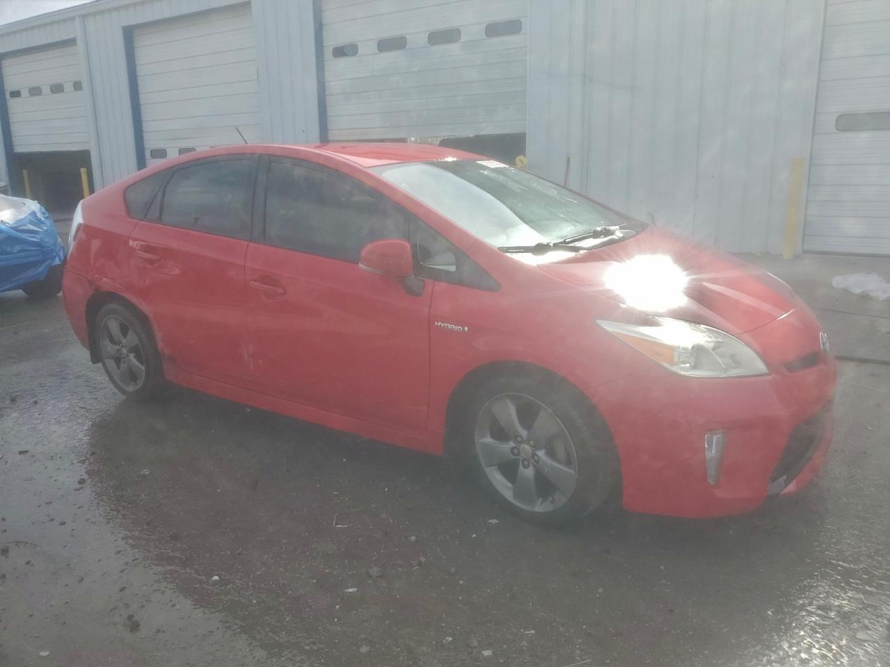 2015 Toyota Prius - Фото 4