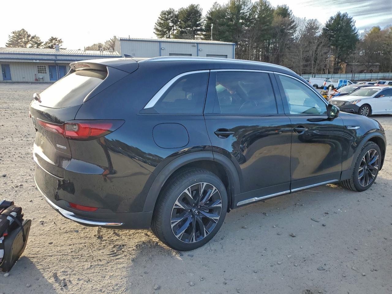 2024 Mazda Cx-90 Premium Plus - Image 3