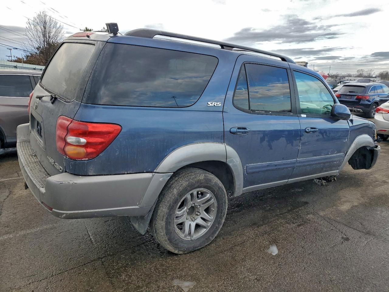 2003 Toyota Sequoia Sr5 - Image 3