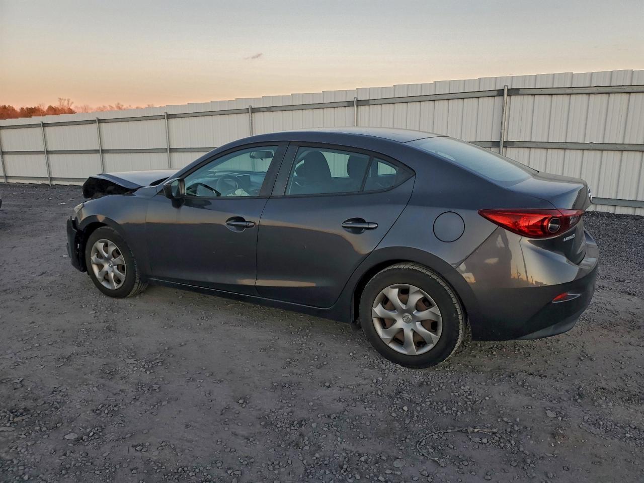 2015 Mazda 3 Sport - Фото 2