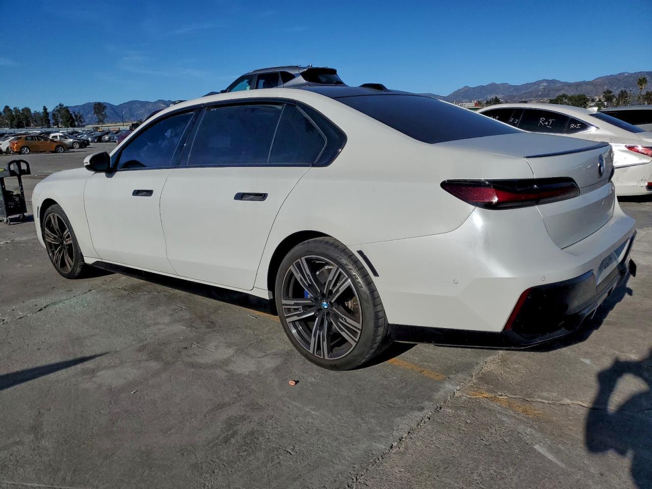2023 BMW 740 I - Image 2