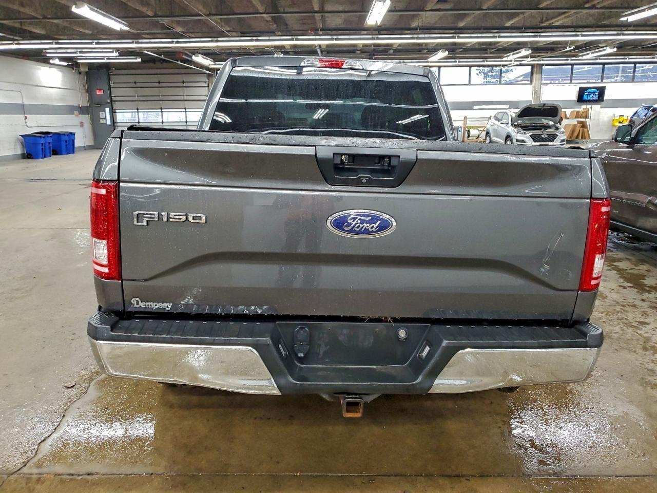 2015 Ford F150 Supercrew - Фото 6