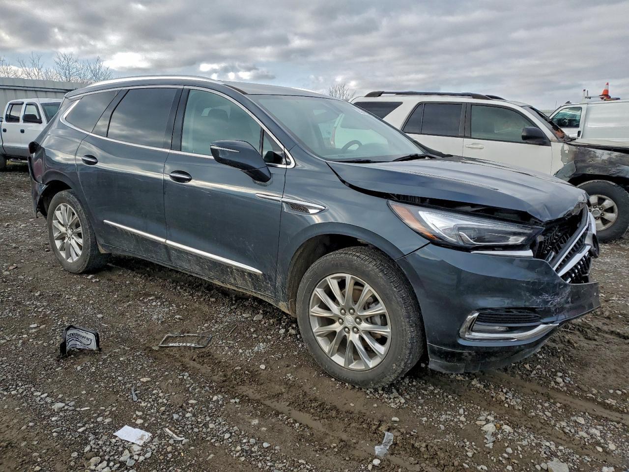 2019 Buick Enclave Essence - Image 4