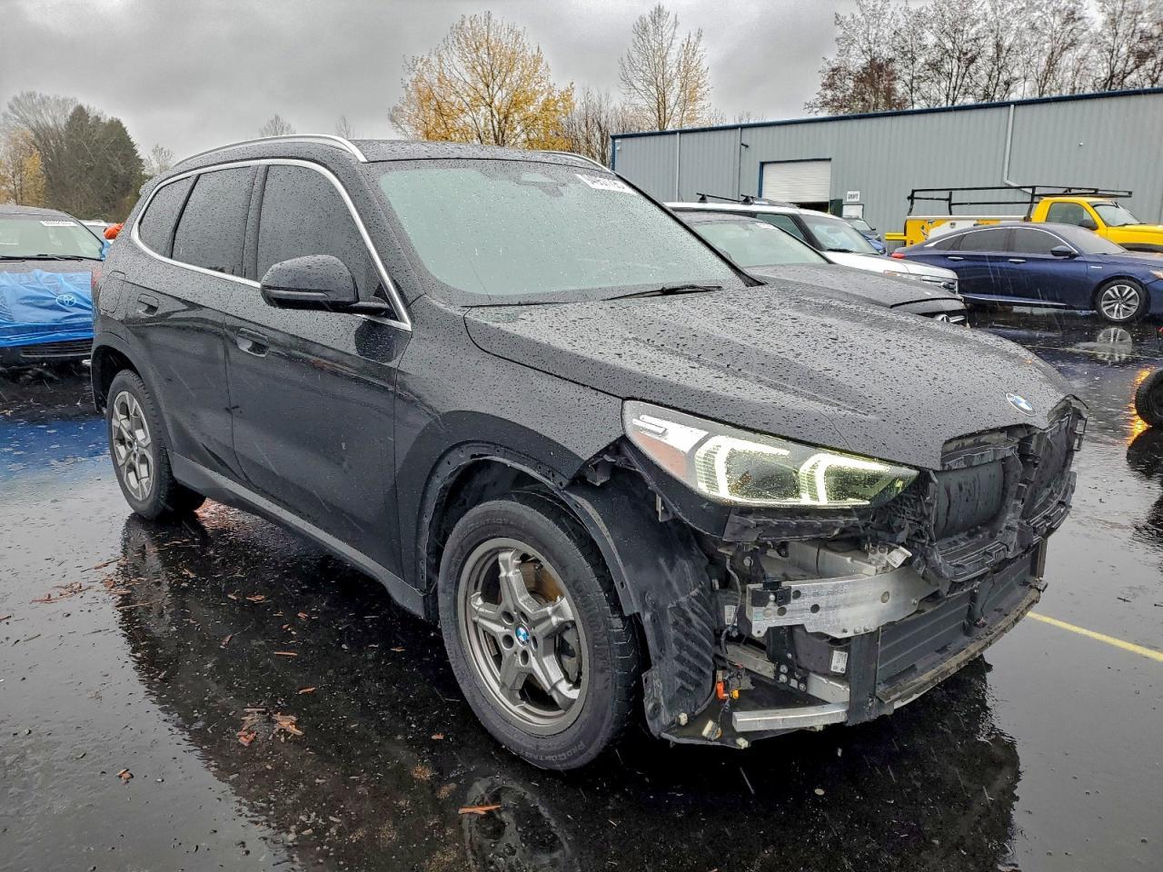 2023 BMW X1 xDrive28I - Image 4