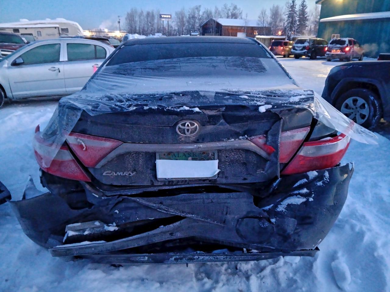 2017 Toyota Camry Le - Фото 6