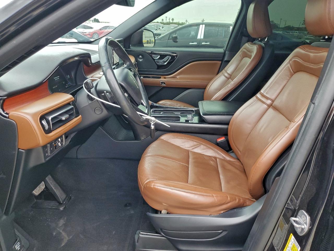 2021 Lincoln Aviator Grand Touring - Image 7