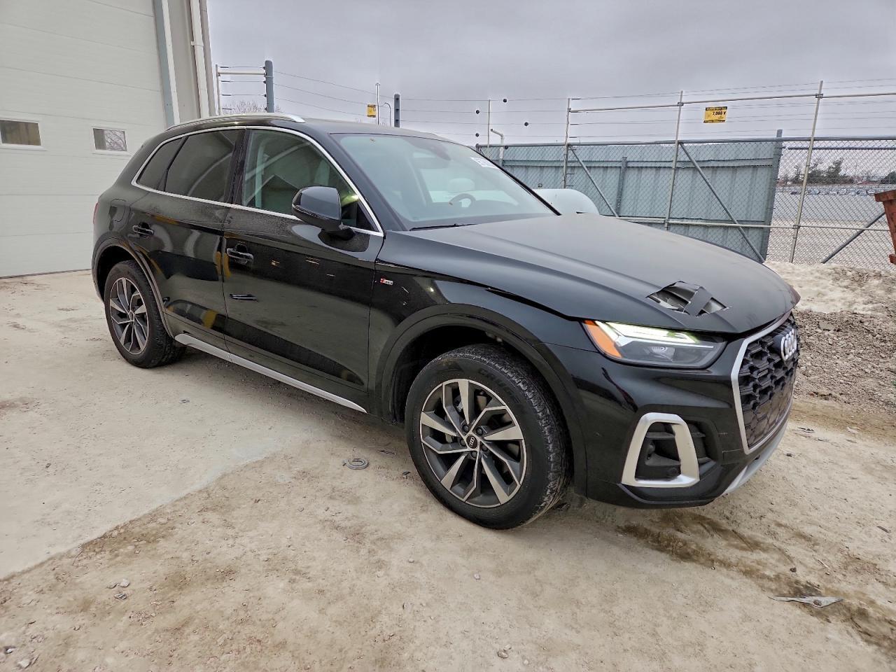 2022 Audi Q5 Premium Plus 45 - Image 4