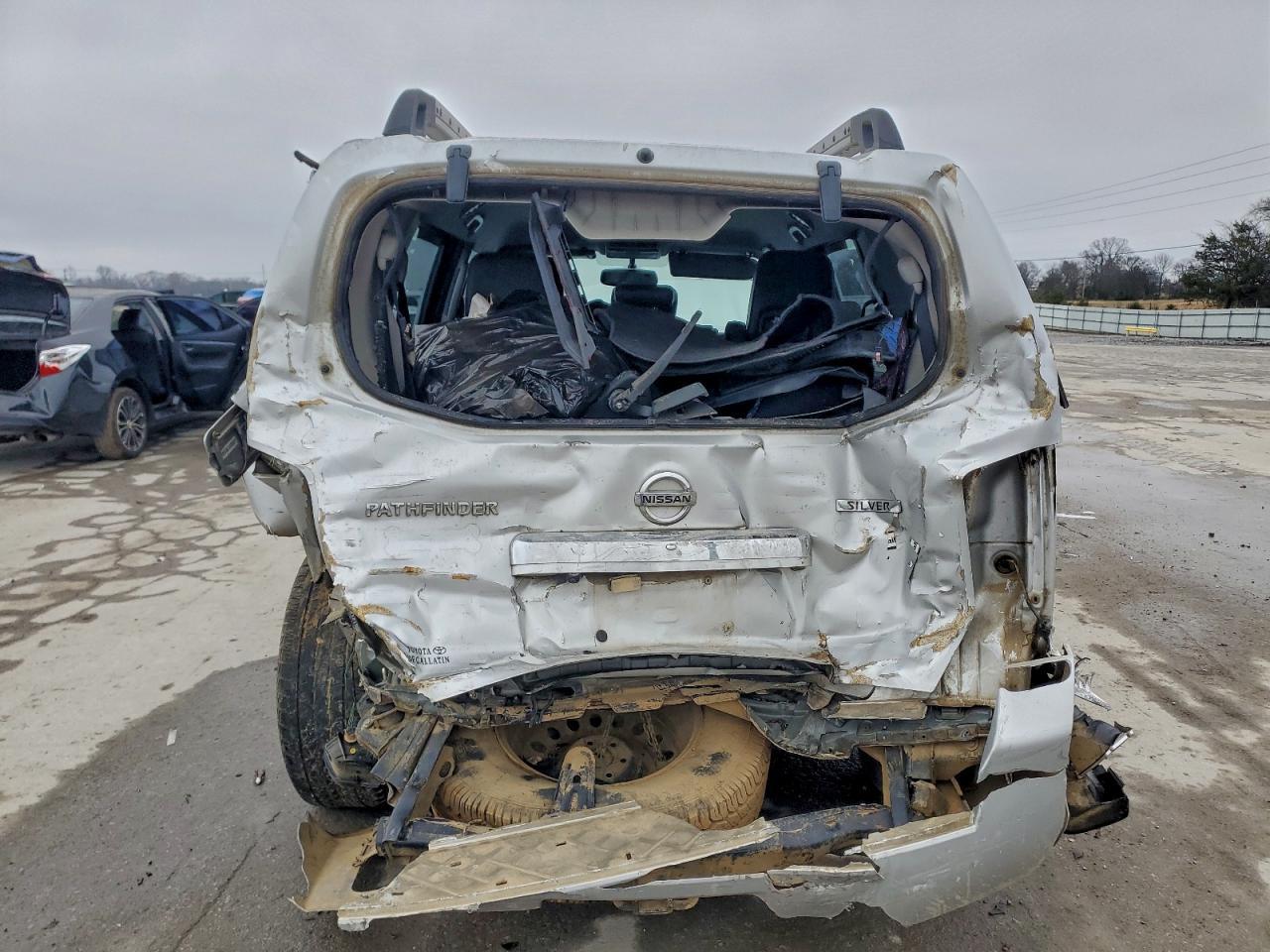 2012 Nissan Pathfinder S - Фото 6