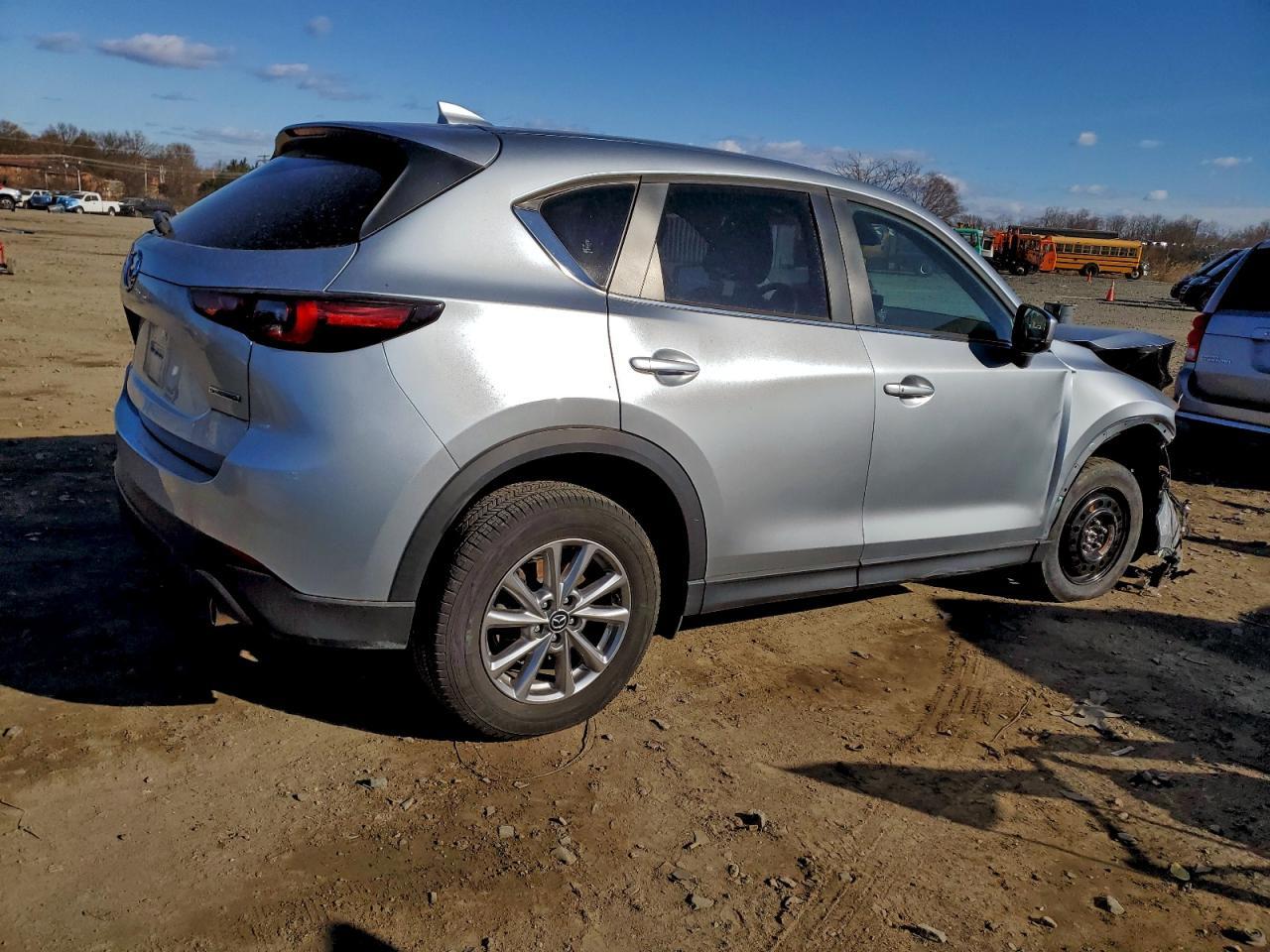 2023 Mazda Cx-5 Select - Image 3