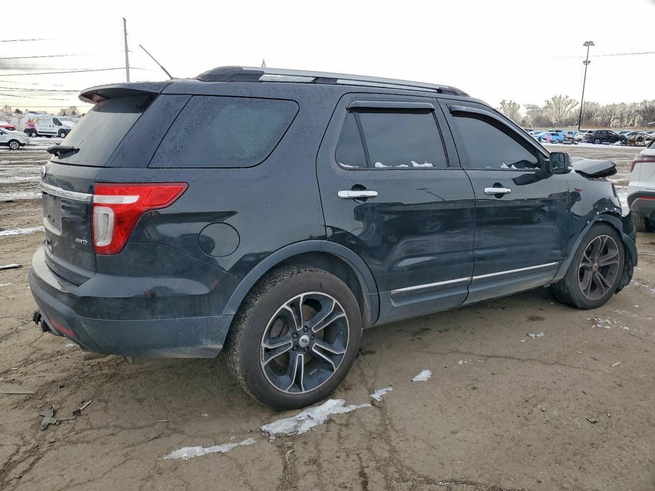 2015 Ford Explorer Xlt - Image 3