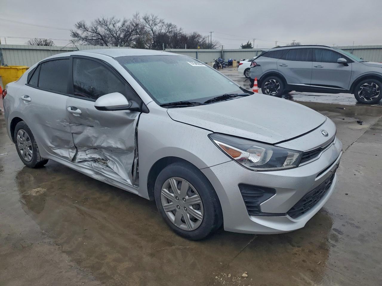 2021 Kia Rio Lx - Image 4