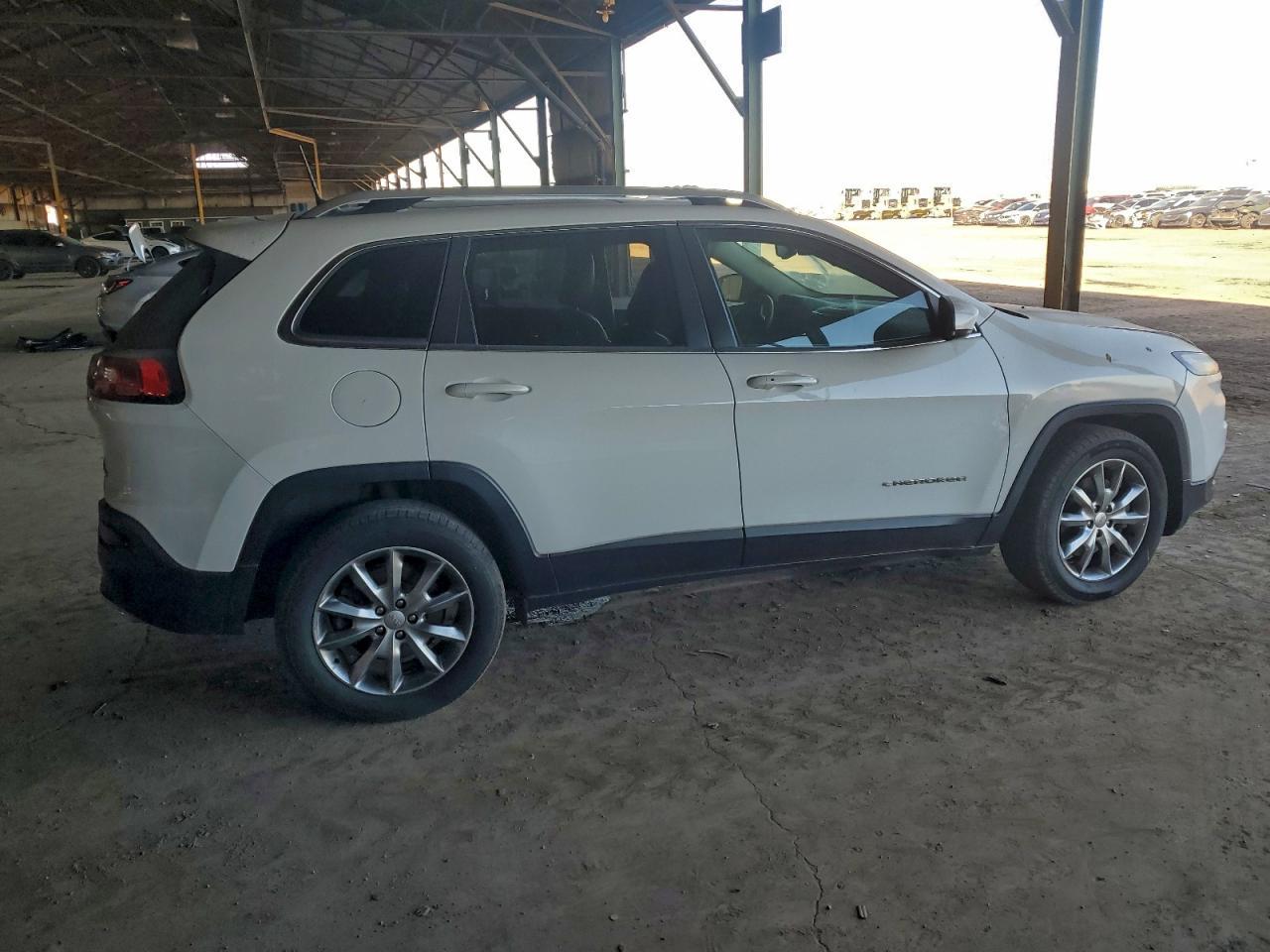 2017 Jeep Cherokee Limited - Image 3
