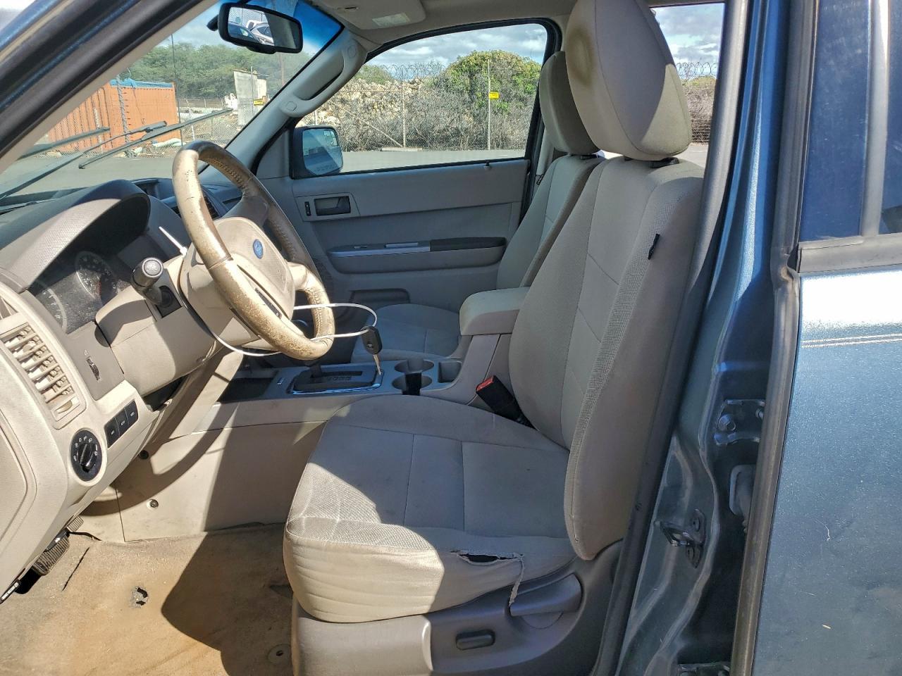 2012 Ford Escape - Фото 7