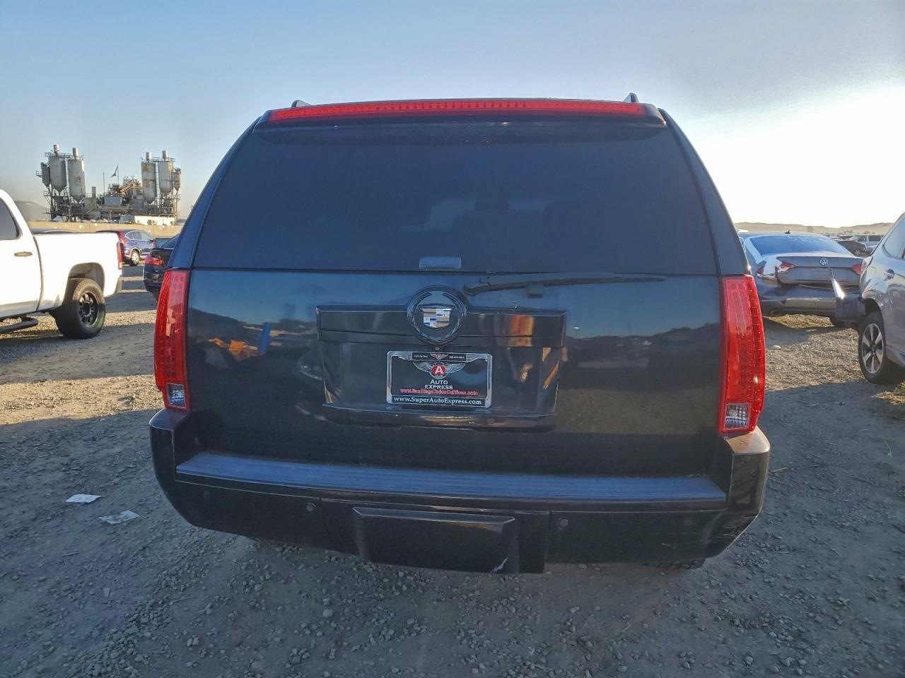 2012 Cadillac Escalade Luxury - Фото 6