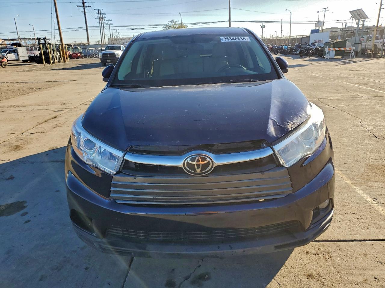 2014 Toyota Highlander Le - Фото 5