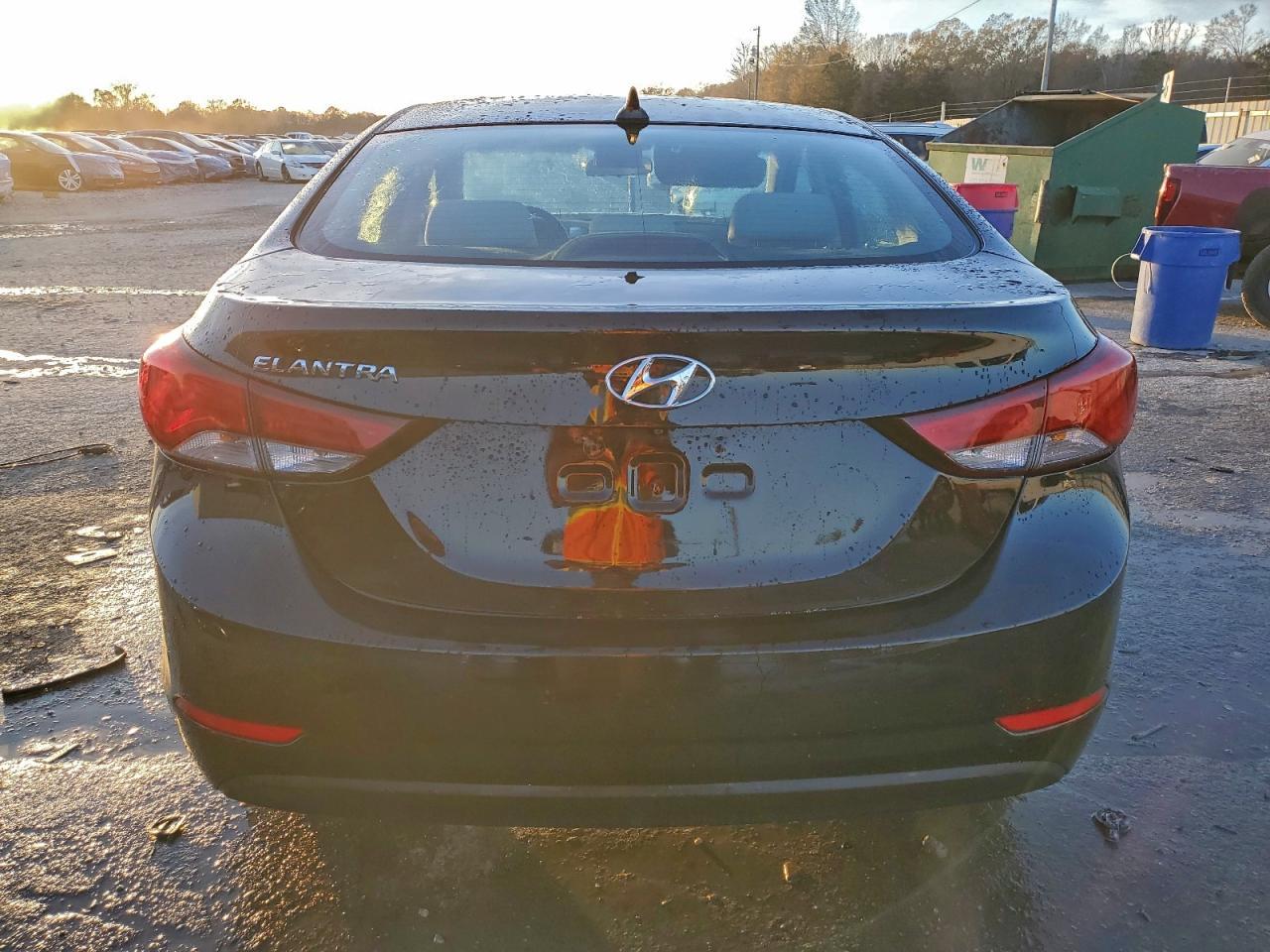 2014 Hyundai Elantra Se - Фото 6