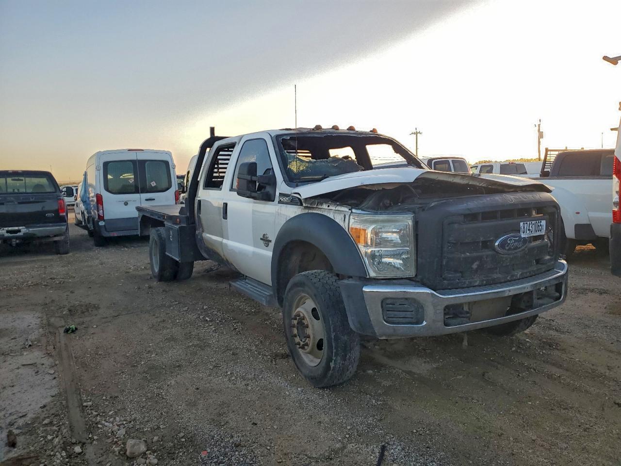 2015 Ford F550 Super Duty Flatbed Truck - Image 4