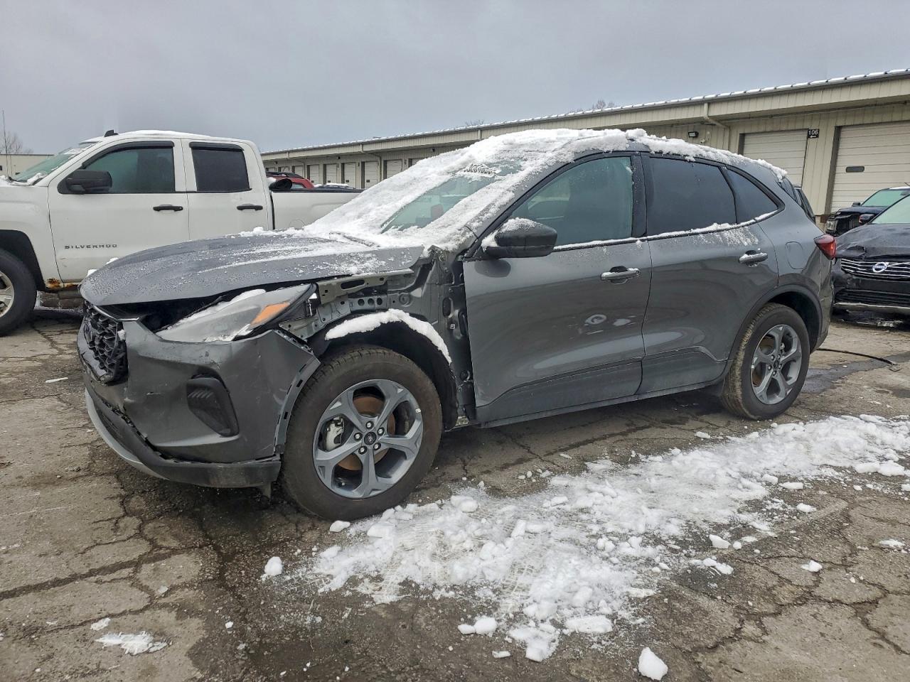 2025 Ford Escape St Line