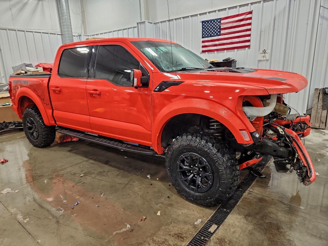 2023 Ford F150 Raptor - Фото 4