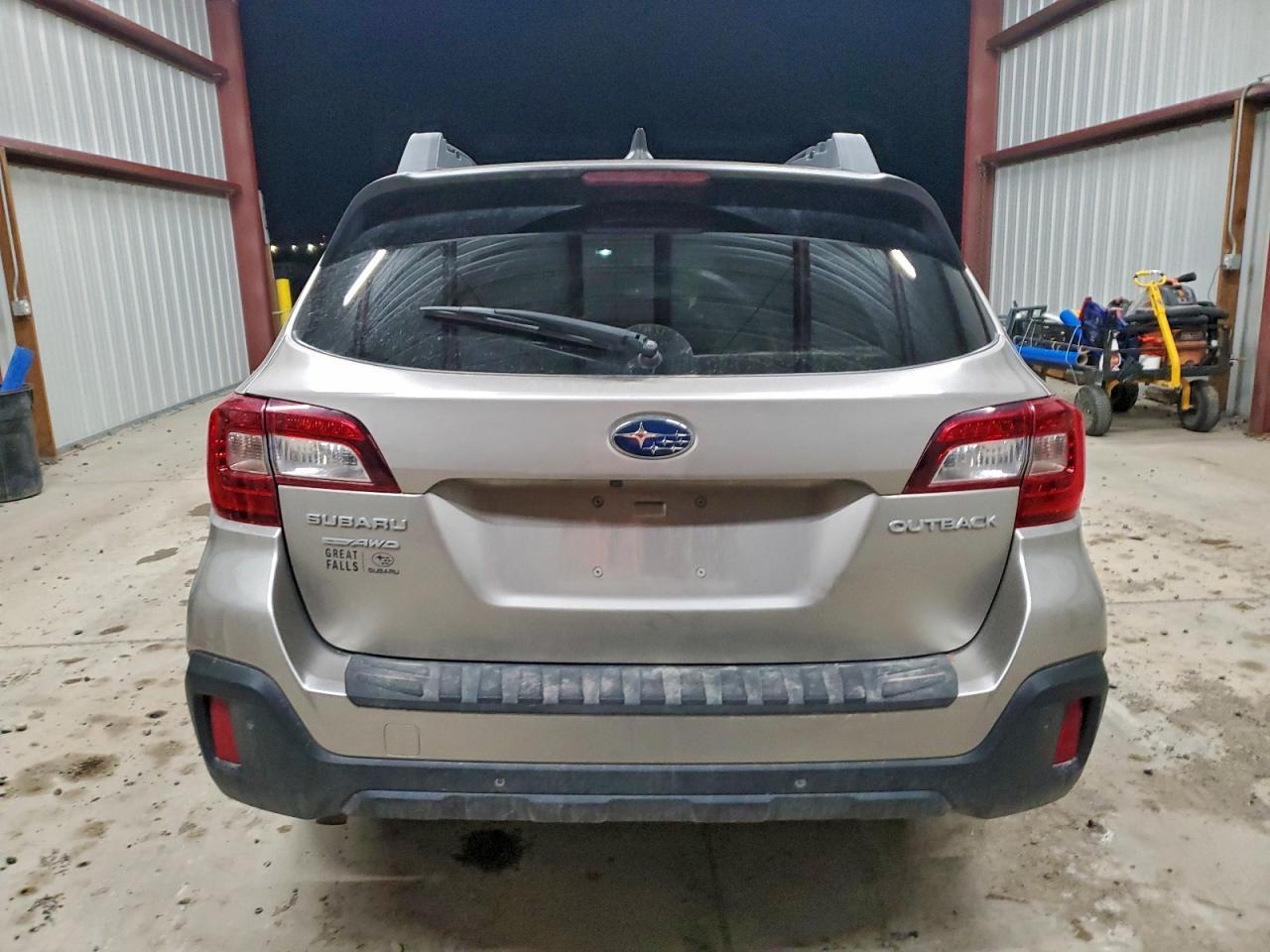 2019 Subaru Outback 2.5I Limited - Image 6