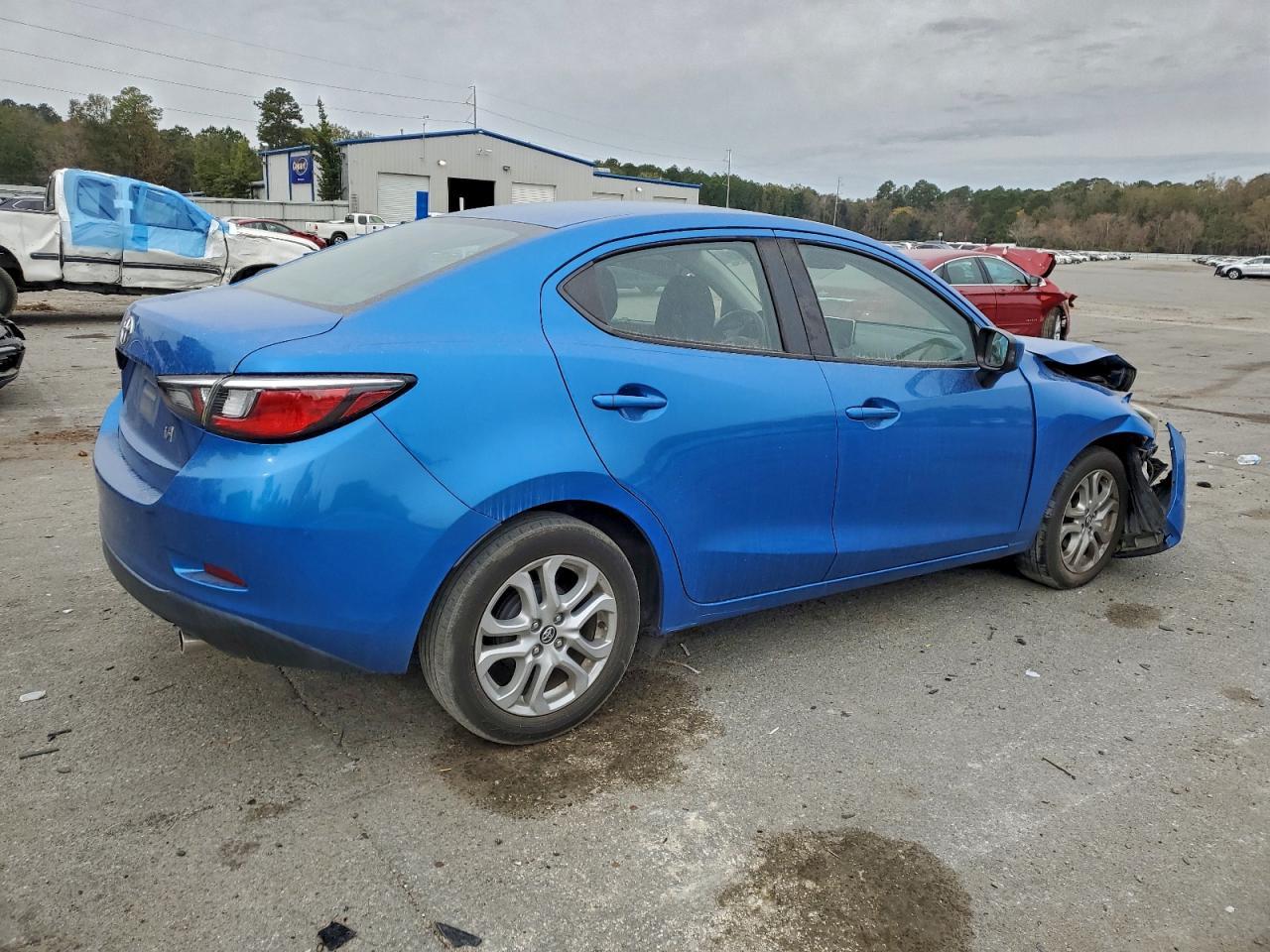 2018 Toyota Yaris Ia - Фото 3