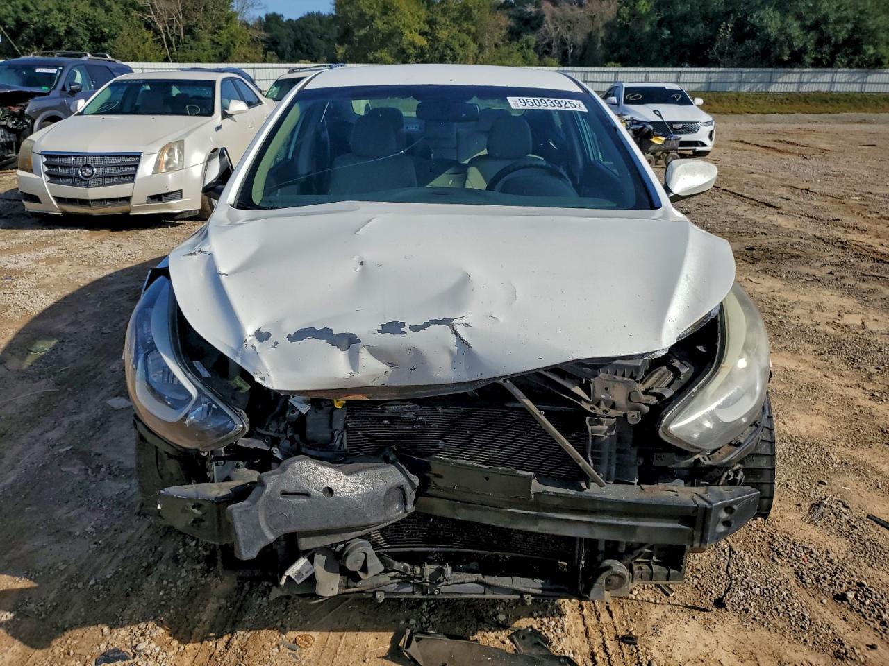 2014 Hyundai Elantra Se - Image 5