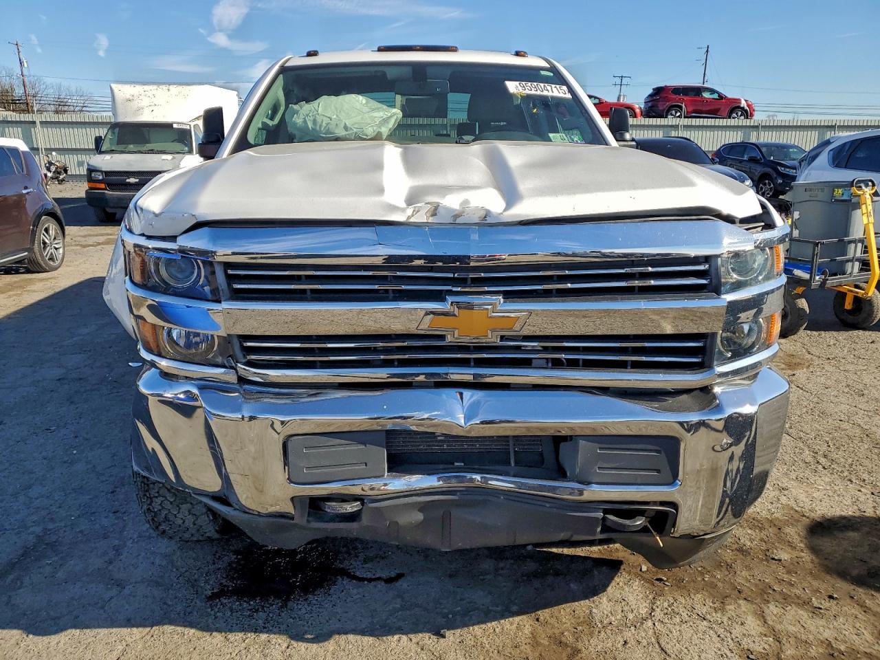 2017 Chevrolet Silverado K2500 Heavy Duty - Фото 5
