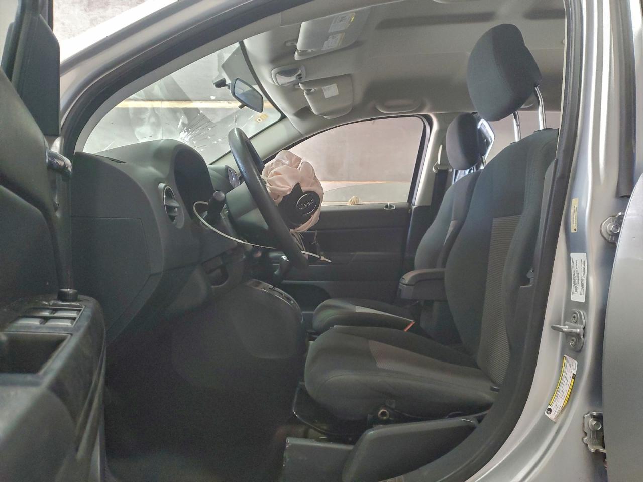 2014 Jeep Compass Sport - Фото 7