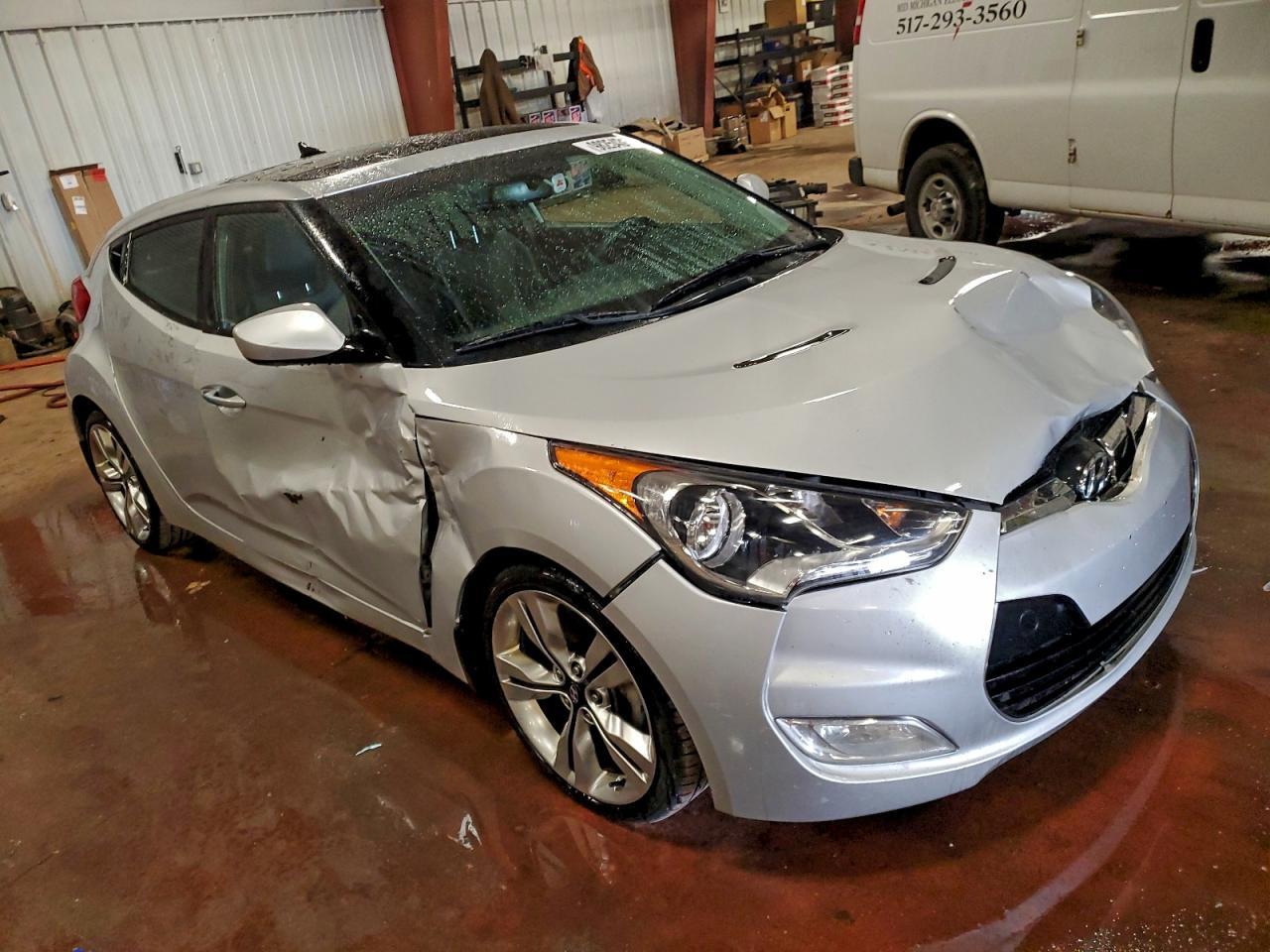 2013 Hyundai Veloster - Фото 4