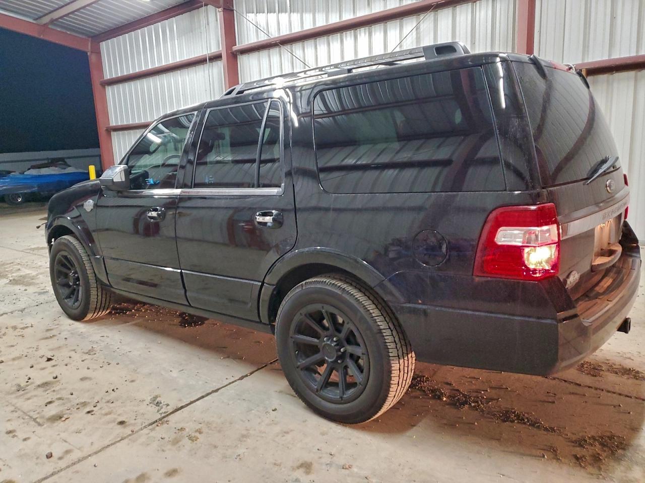 2016 Ford Expedition Xlt - Фото 2