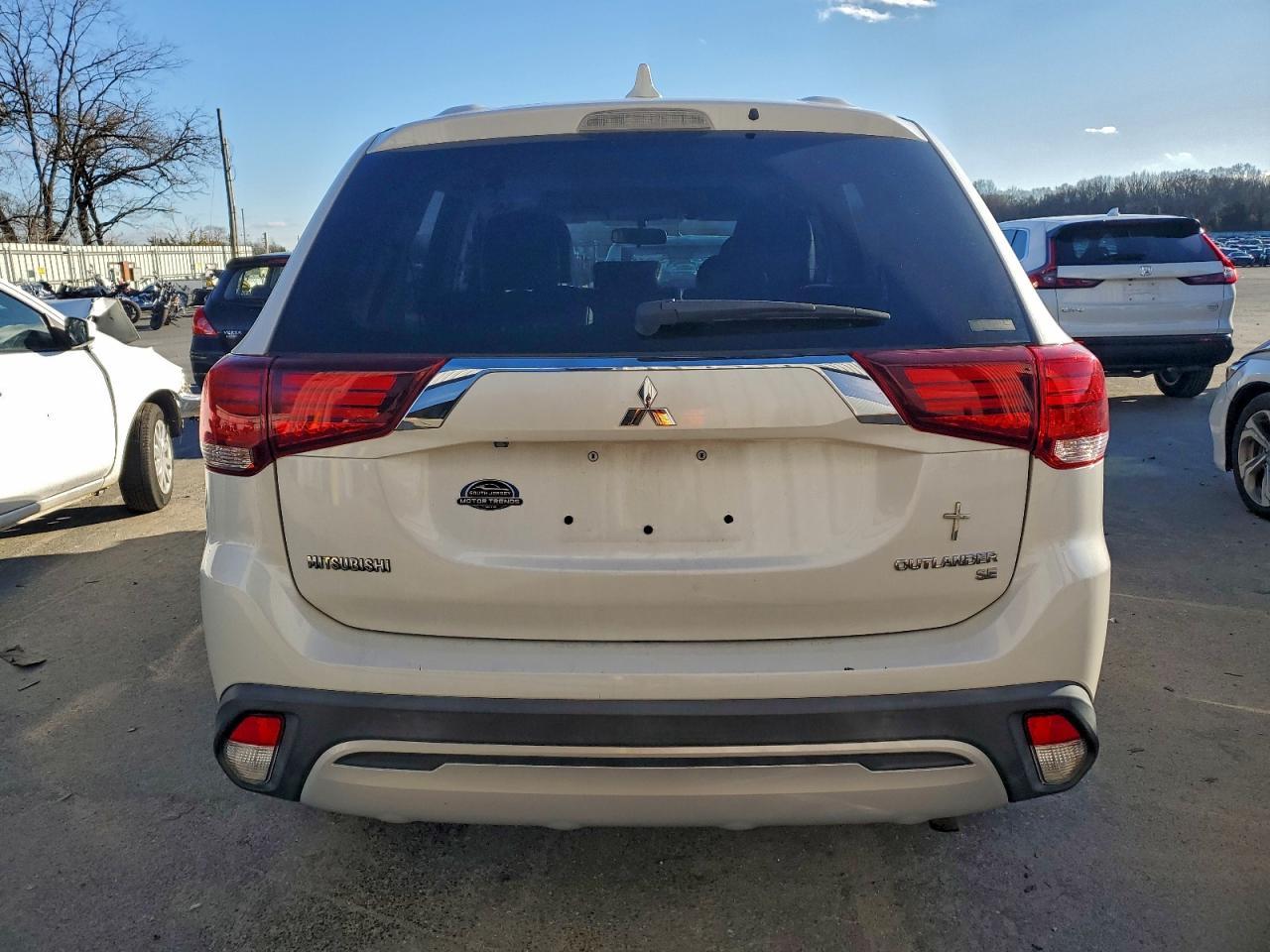 2019 Mitsubishi Outlander Se - Фото 6