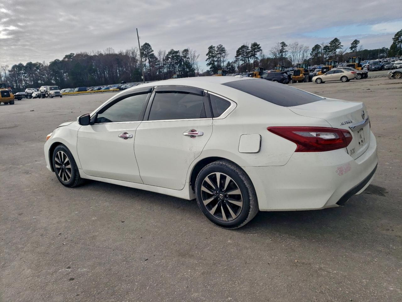 2018 Nissan Altima 2.5 - Фото 2