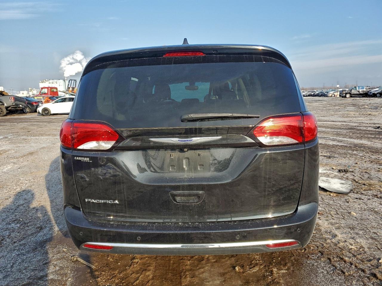 2019 Chrysler Pacifica Touring L - Image 6