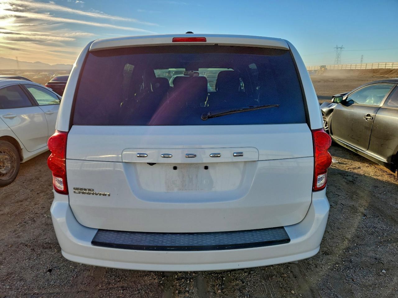 2016 Dodge Grand Caravan Sxt - Image 6