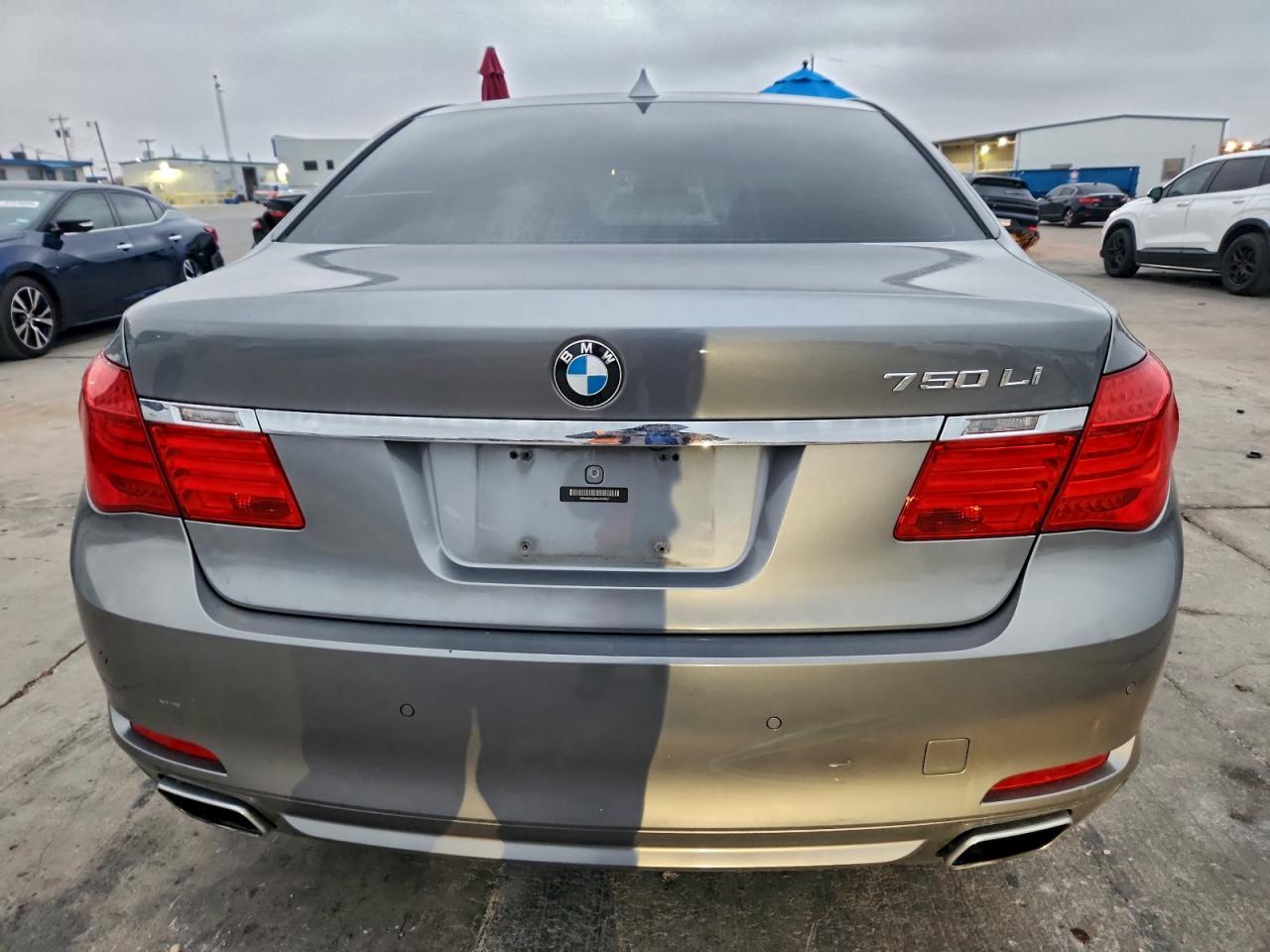 2012 BMW 750 Li - Image 6