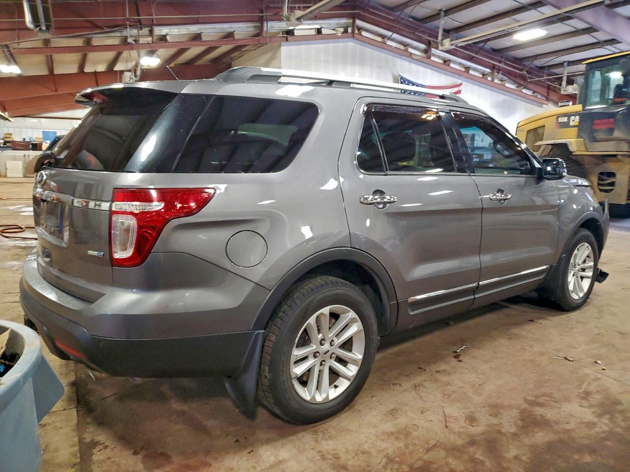 2014 Ford Explorer Xlt - Фото 3