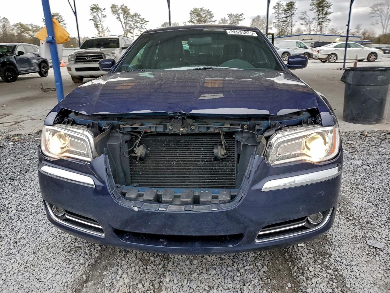 2014 Chrysler 300 - Фото 5
