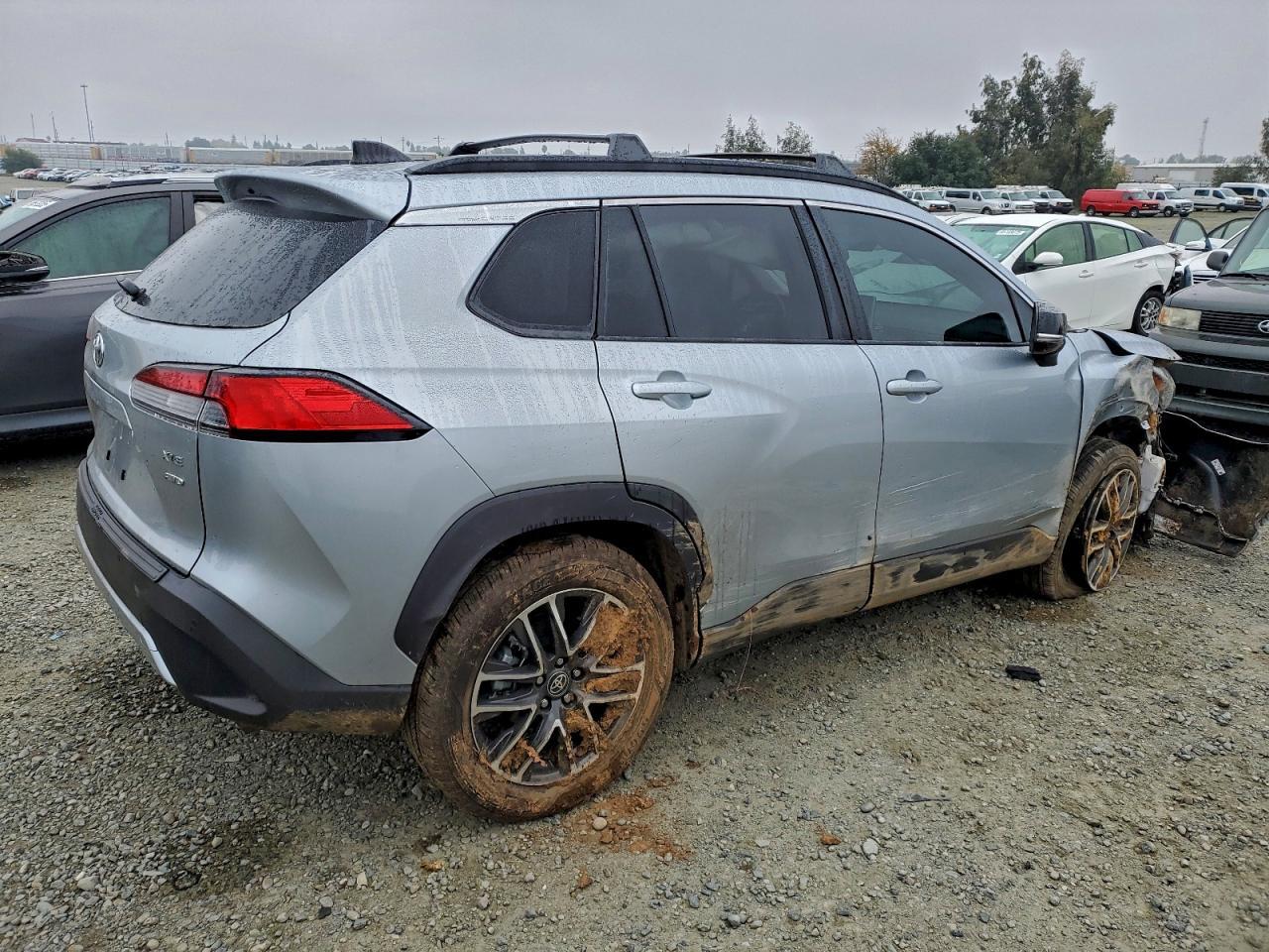 2026 Toyota Corolla Cross Xle - Image 3