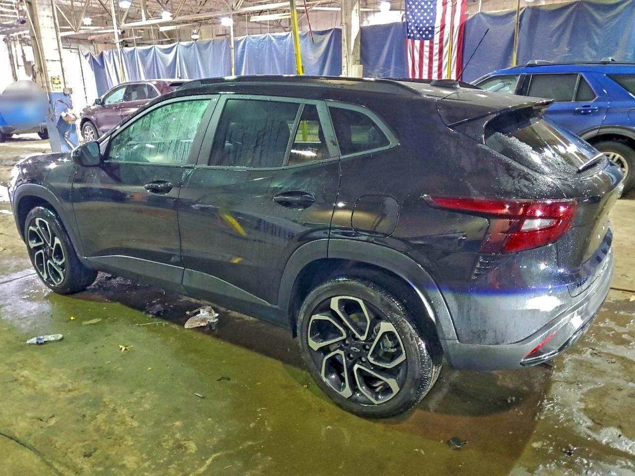 2025 Chevrolet Trax 2Rs - Image 2