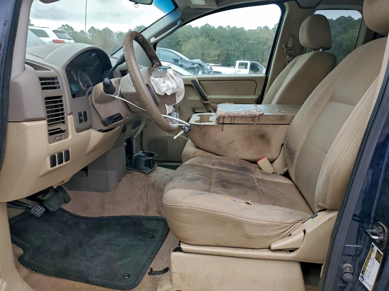 2008 Nissan Titan Xe - Image 7