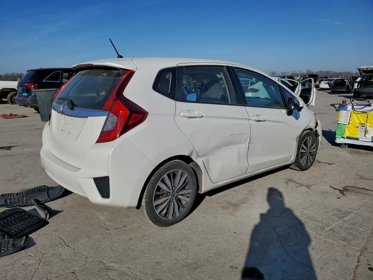 2016 Honda Fit Ex - Image 3