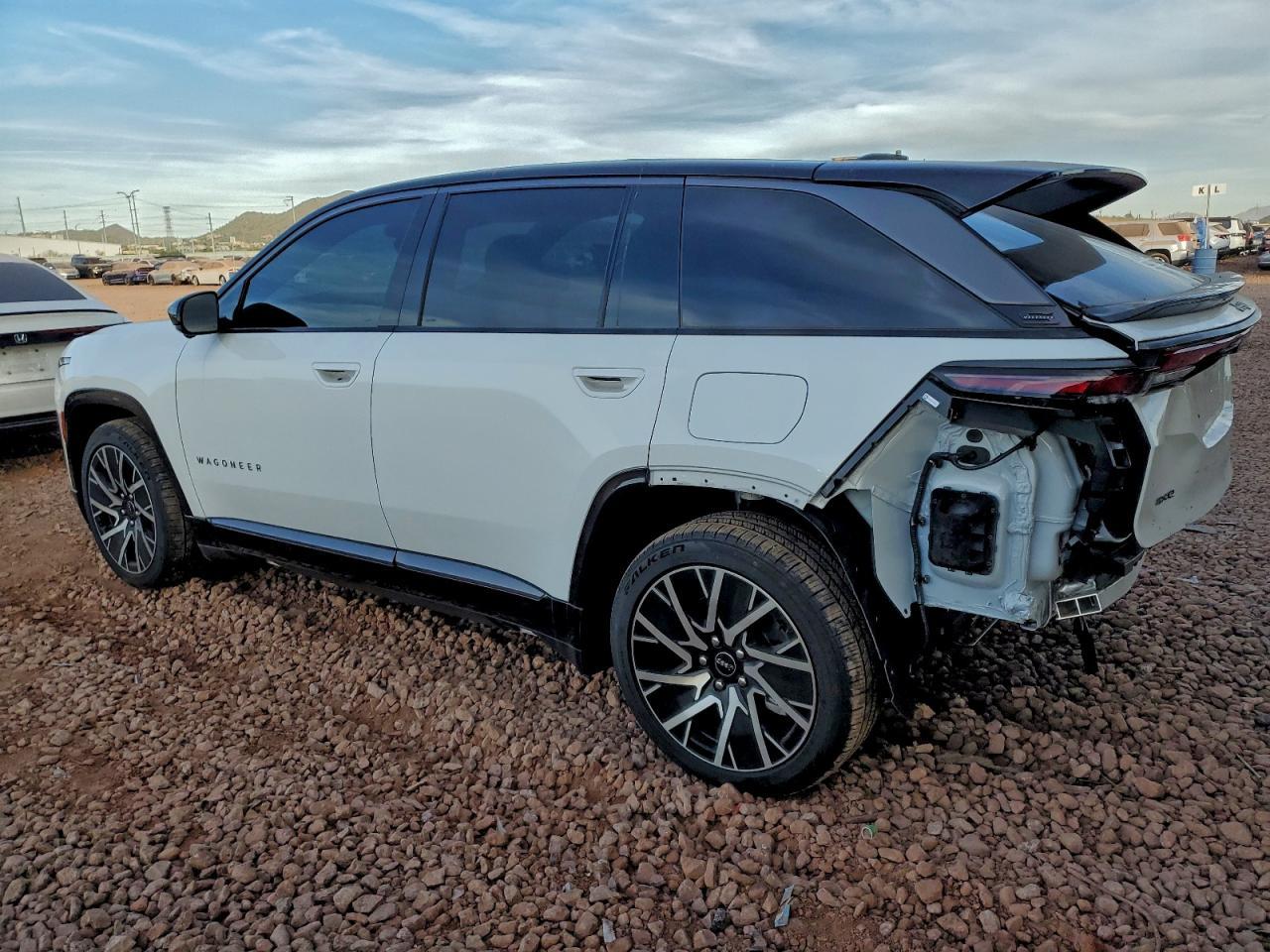 2025 Jeep Wagoneer S Limited - Image 2